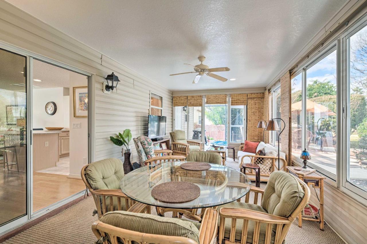 Home In The Villages With Lanai And Private Hot Tub! Exteriör bild