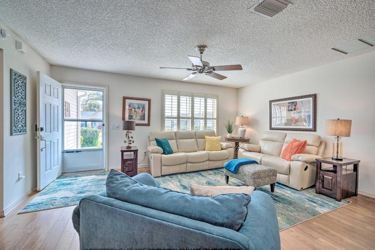 Home In The Villages With Lanai And Private Hot Tub! Exteriör bild